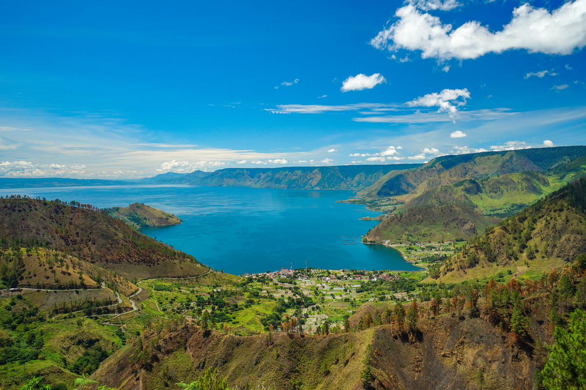 AMAZING LAKE TOBA TOUR